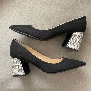 Betsey Johnson block heel pump